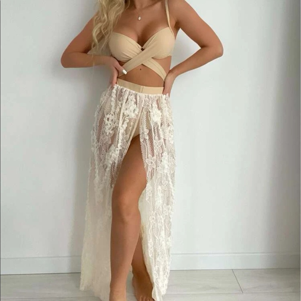 3 piece push-up bikini with lace skirt set - Picture 1 of 7